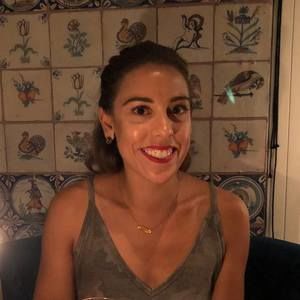 Meet your Posher, Danielle